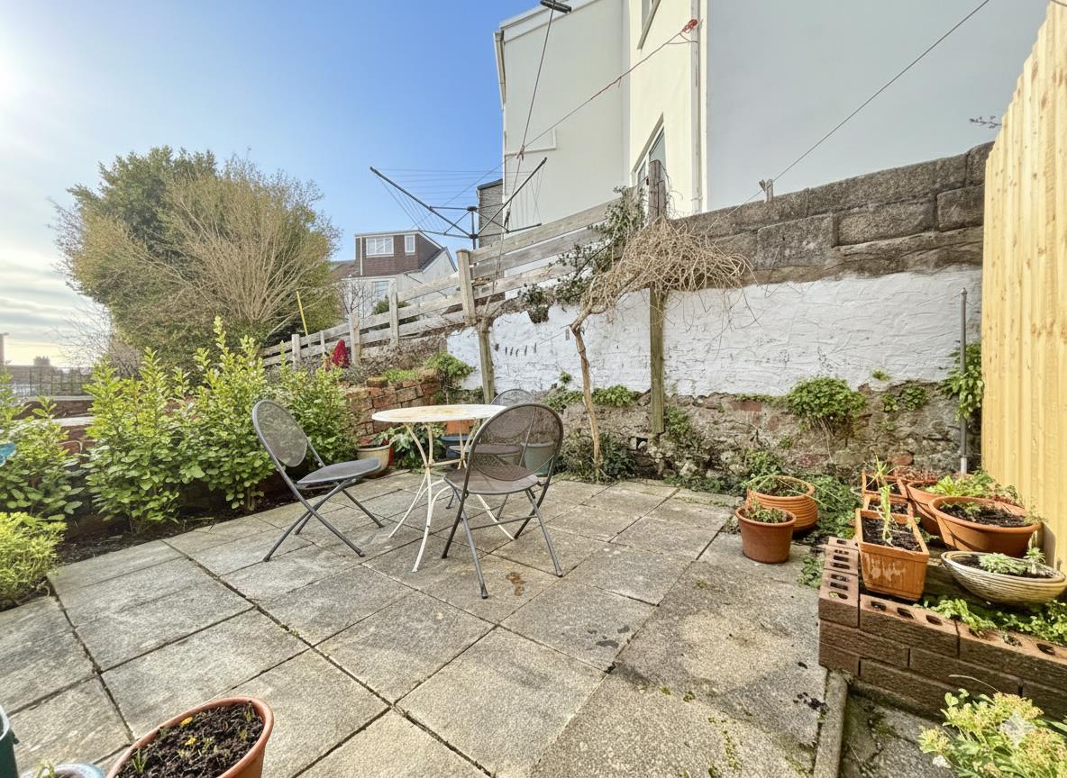 Hazel Road, Uplands, Swansea, SA2 0LX